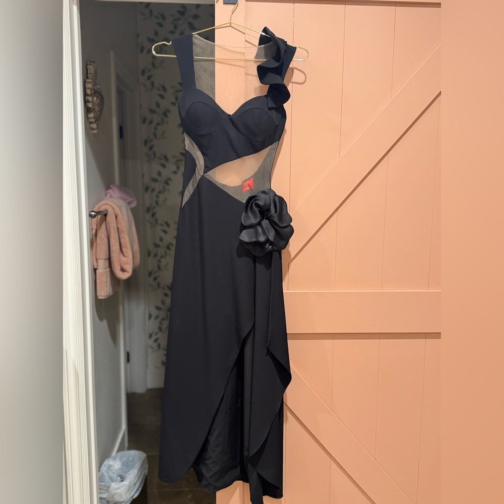CUSTOM BLACK GALA DRESS- Absolutely stunning